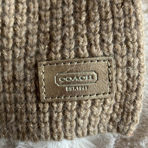 ✨🌨️Coach scarf 🌨️✨ - Picture 2 of 6